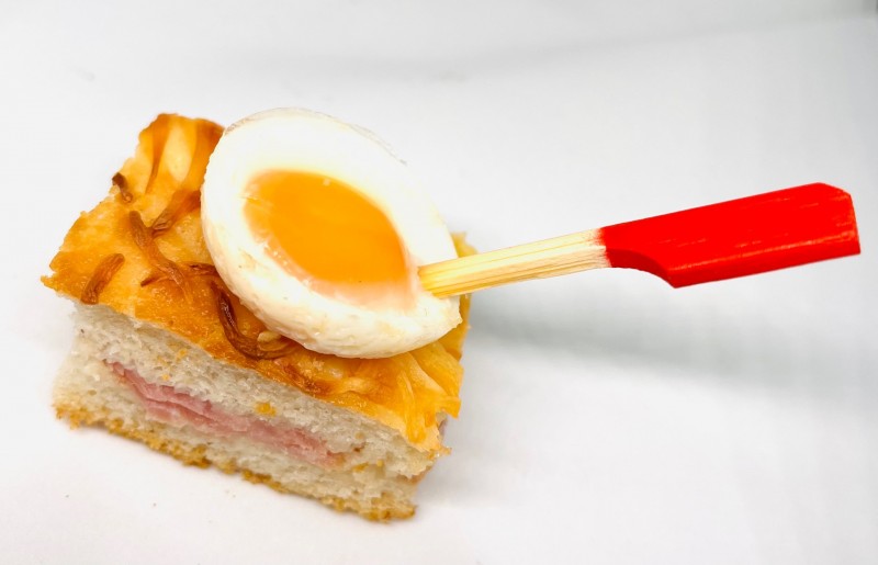 Le croq' Madame à l'oeuf de caille