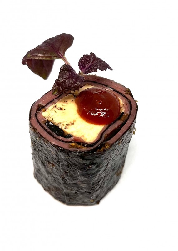 Le maki au foie gras et pastrami