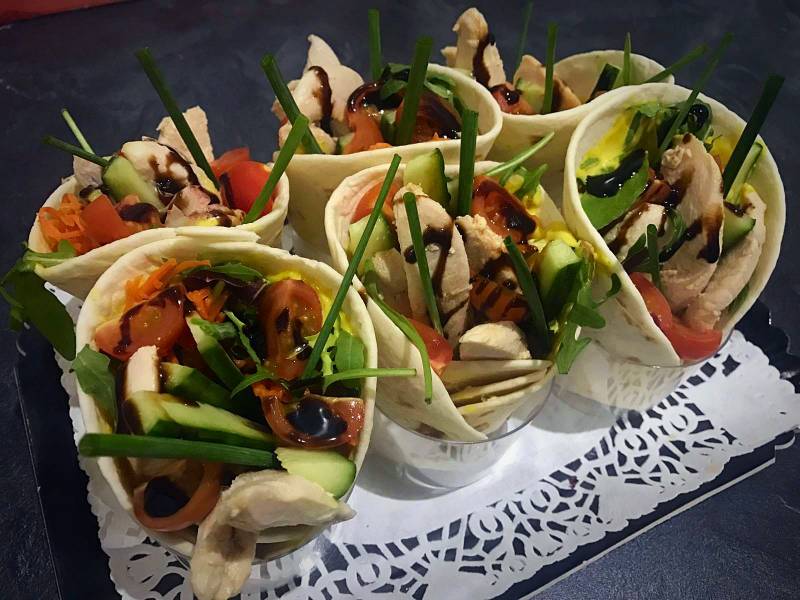 Livraison d'un repas  traiteur pour une réunion d'entreprise a Mérignac